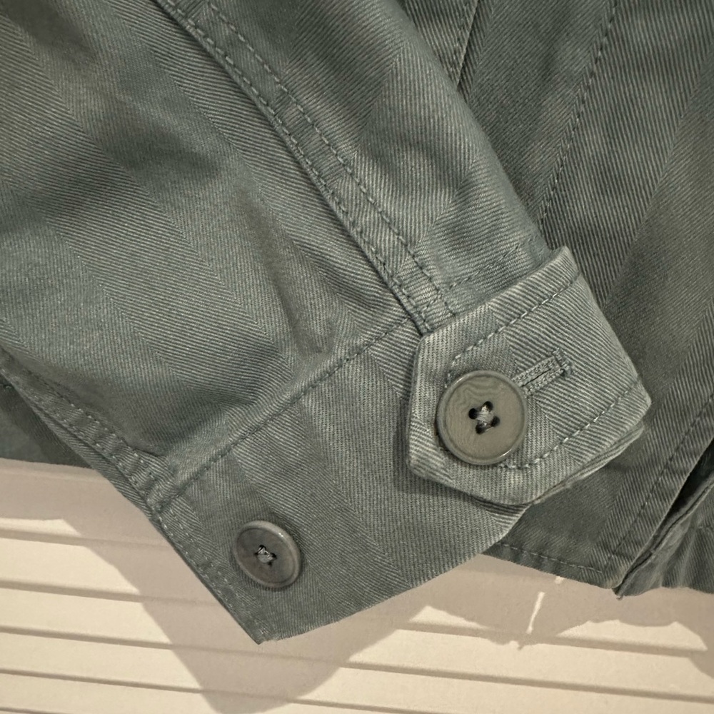 Madewell Cropped Cargo Jacket - Picture 4 of 10